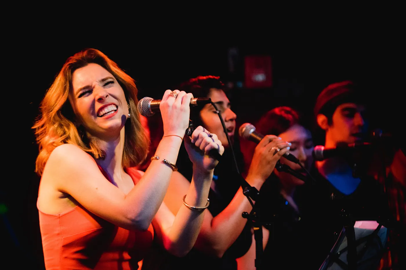 Andrea W., singer — photo 4