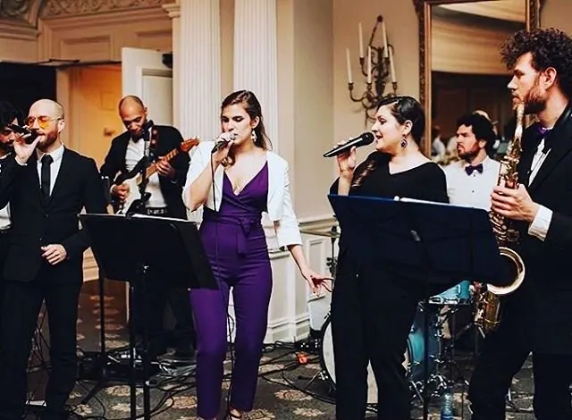 @oandeband performing for #Julie&amp;Benjamin wedding last month. Congratulations to our last happy couple of 2019! #oandeband @oandeband #weddingband #weddingmusic #bandforhire #partyband #julieandbenjamin #wedding #parksavoy #nj #florhampark #jazz 