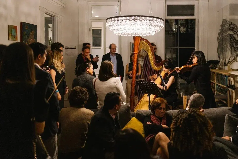 Tiffany, harpist — photo 4