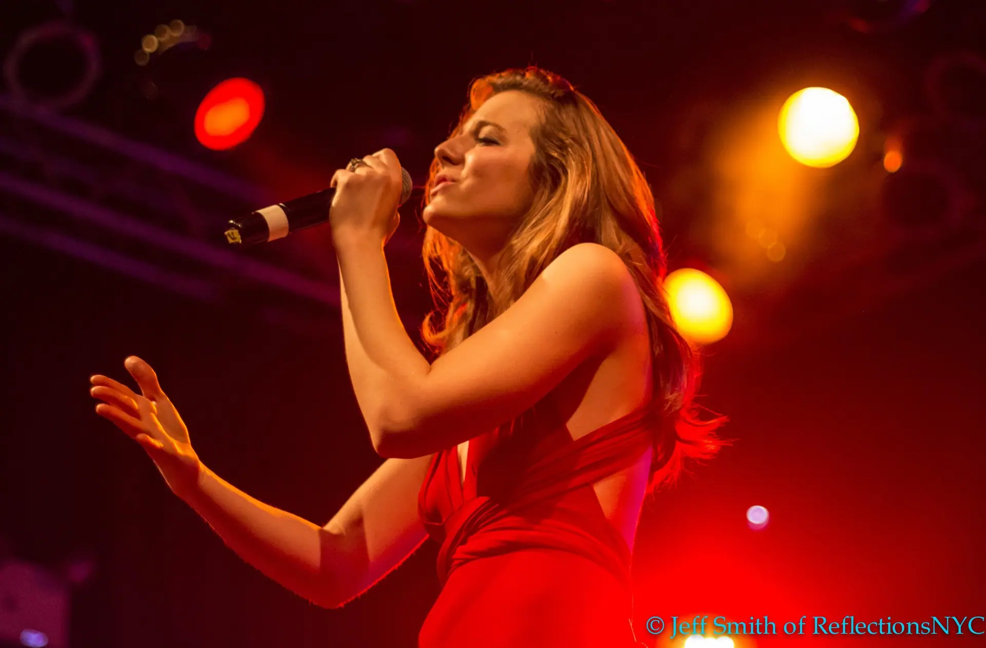 Irresistible live music for weddings  parties